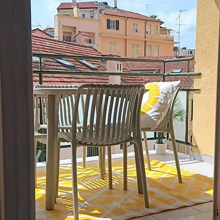 Almaredasedy2 - Comodo E Centralissimo * Sanremo
