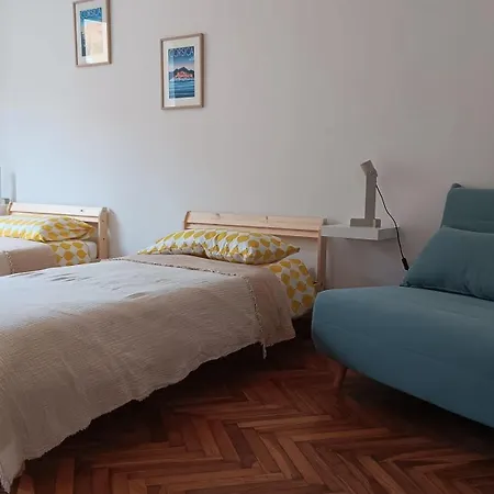 Almaredasedy2 - Comodo E Centralissimo * Sanremo